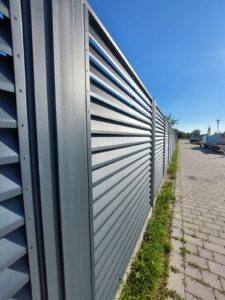 Moderne Zaunlösung aus Stahl ale Jalousiezaun